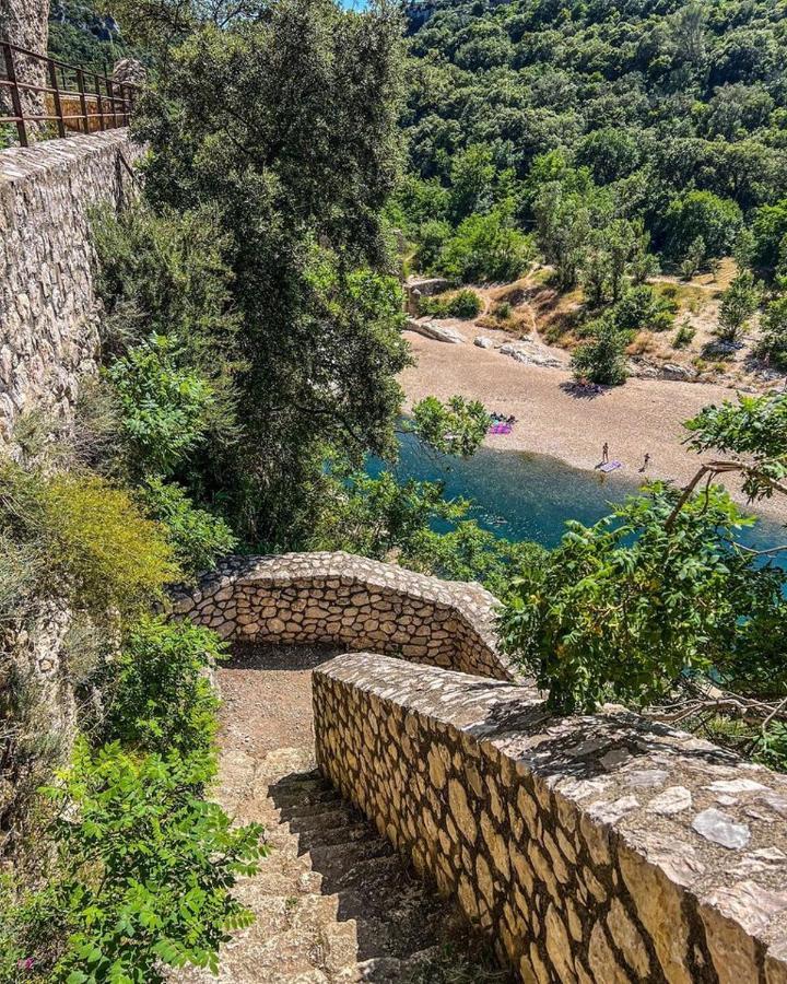 Ferienwohnung Entre Uzes Et Le Pont Du Gard Le Cocon De Sophia A Deux Pas Des Gorges Du Gardon Collias Exterior foto